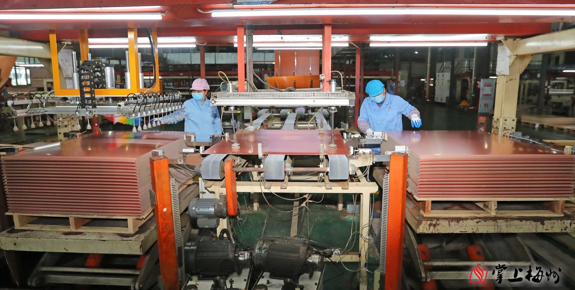 工業(yè)技改增產(chǎn)能 疫情之下“選客戶(hù)”！威利邦電子2021年產(chǎn)值突破10億元大關(guān)